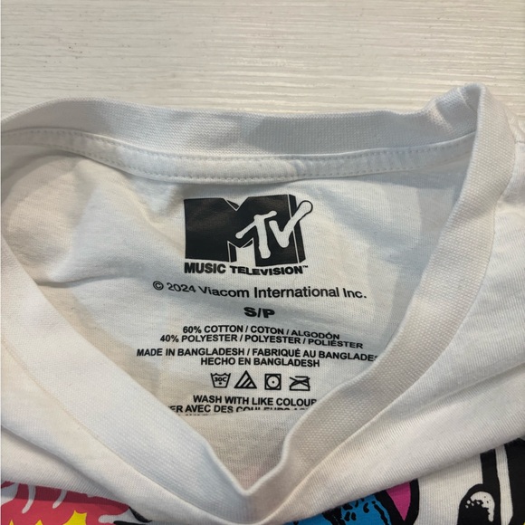 MTV Vibrant Graphic Tee in White - Picture 3 of 4